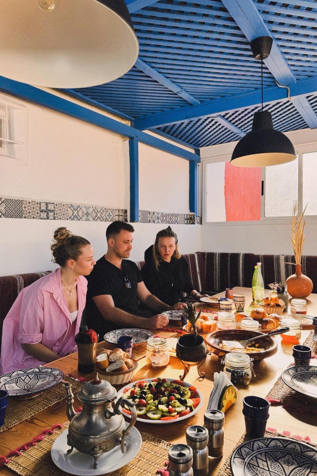 El Moja Surfhouse Hotel Sidi Ifni Ngoại thất bức ảnh